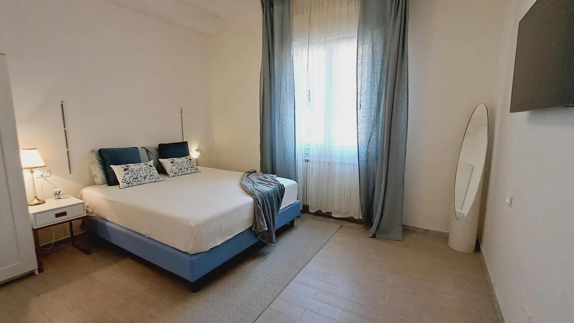 Fiora 7 House Apartment Bologna Italy