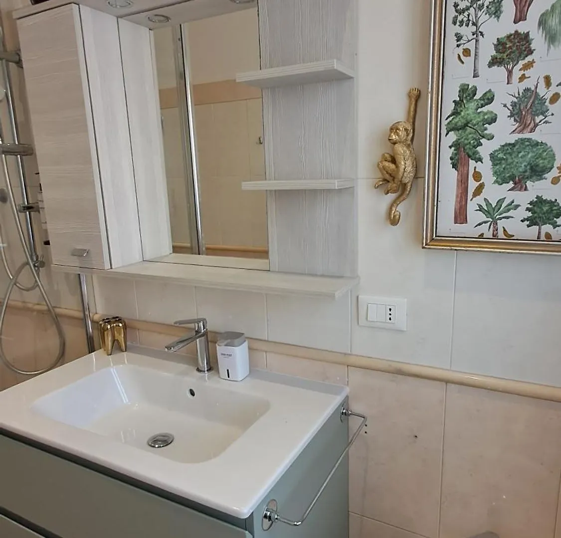 Fiora 7 House Apartment Bologna